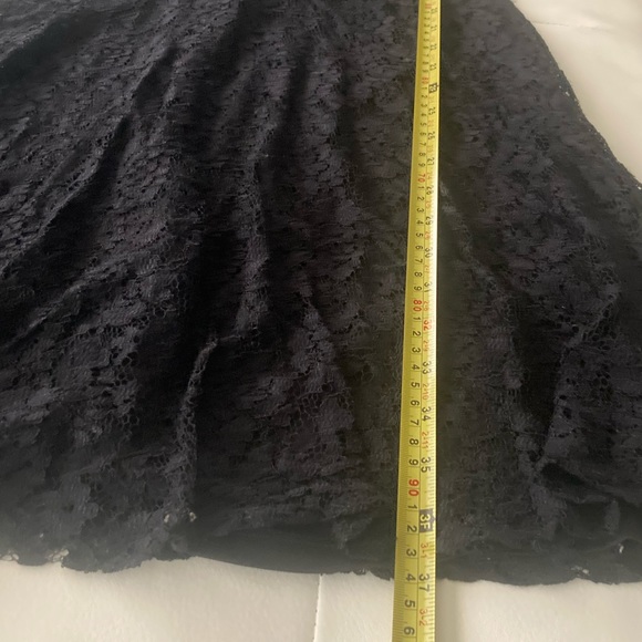 London Times black/white lace dress, size 2 - Picture 4 of 6